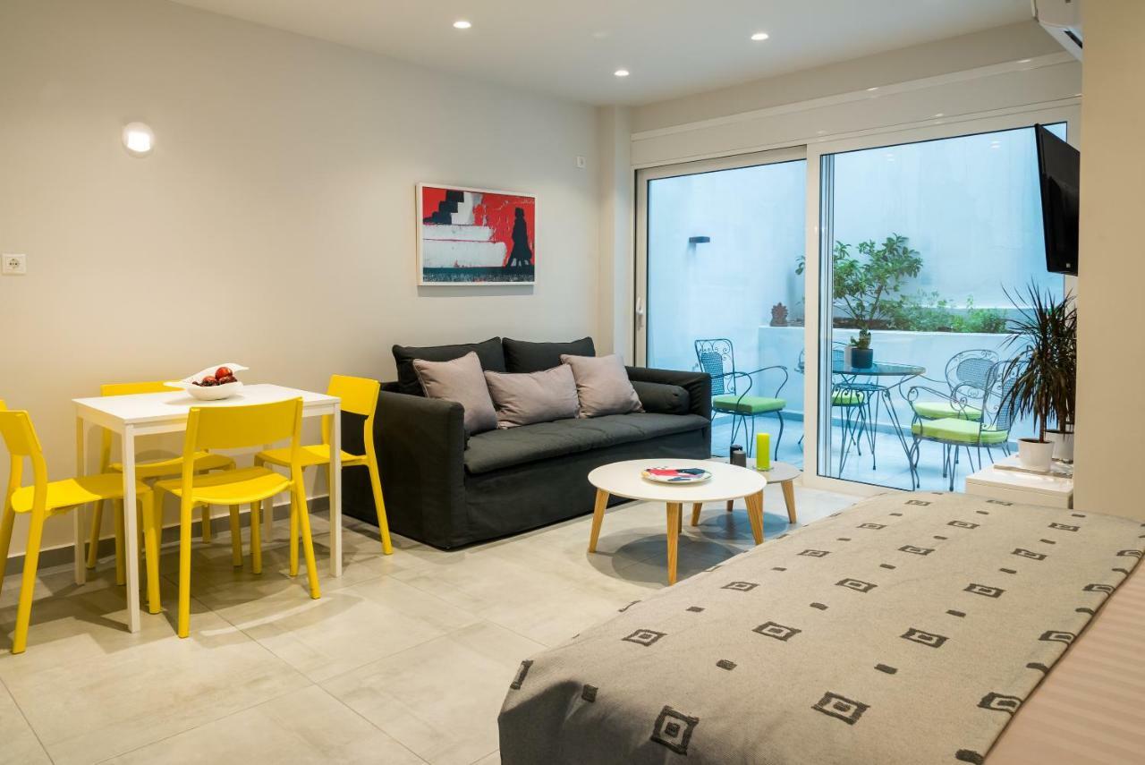 Central Cozy Studio With A Secret Garden 雅典 外观 照片